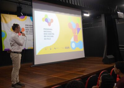 Oficina de Elaboração de Projetos Culturais e Oficina de Captação de Recursos e Portfólio e Sarau Literário e Feirinha